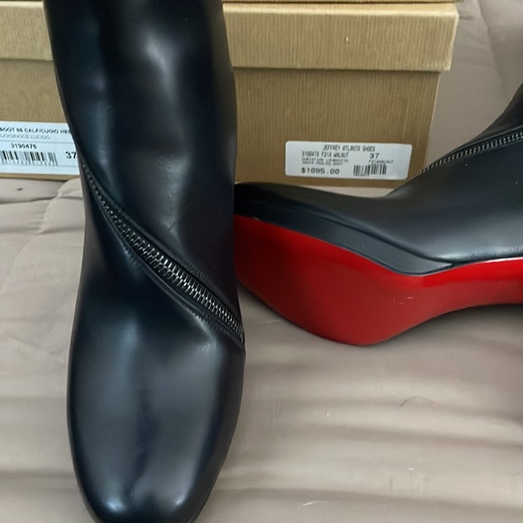 NIB CHRISTIAN LOUBOUTIN BIRGATTA 100 CALF ANKLE BOOTS - Picture 4 of 7